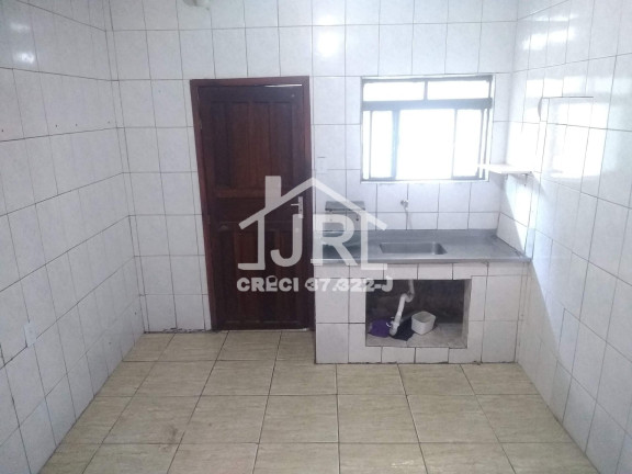 Casa com 2 Quartos para Alugar, 50 m² em Jardim Zaira - Mauá