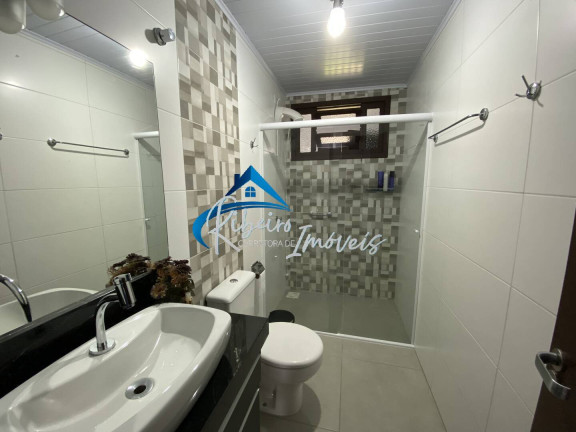 Imagem Casa com 4 Quartos à Venda, 270 m² em Centro - Imbé