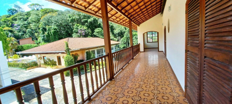 Imagem Casa com 7 Quartos à Venda, 348 m² em Comary - Teresópolis Imagem Casa com 7 Quartos à Venda, 348 m² em Comary - Teresópolis