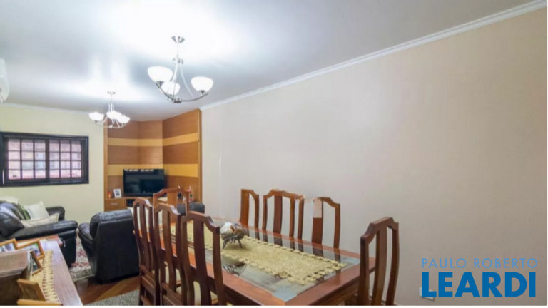 Imagem Sobrado com 3 Quartos à Venda, 202 m² em Vila Floresta - Santo André Imagem Sobrado com 3 Quartos à Venda, 202 m² em Vila Floresta - Santo André
