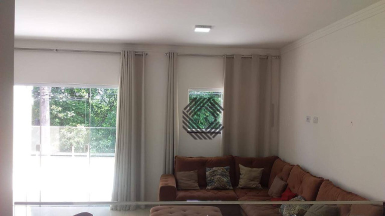 Imagem Sobrado com 2 Quartos à Venda, 242 m² em Vila Amato - Sorocaba Imagem Sobrado com 2 Quartos à Venda, 242 m² em Vila Amato - Sorocaba