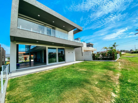 Imagem Casa com 4 Quartos à Venda, 307 m² em Xangri-lá