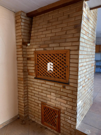 Imagem Casa com 3 Quartos à Venda, 500 m² em Lorenzi - Santa Maria Imagem Casa com 3 Quartos à Venda, 500 m² em Lorenzi - Santa Maria