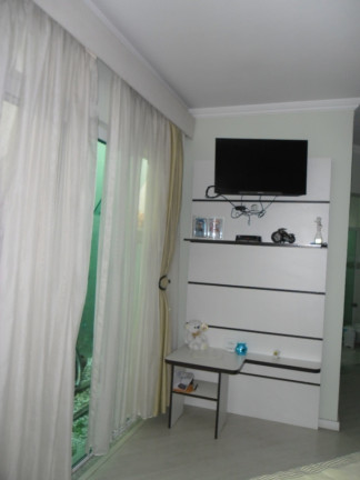 Imagem Casa com 3 Quartos à Venda, 360 m² em Cond. Jardim Coleginho - Jacareí Imagem Casa com 3 Quartos à Venda, 360 m² em Cond. Jardim Coleginho - Jacareí