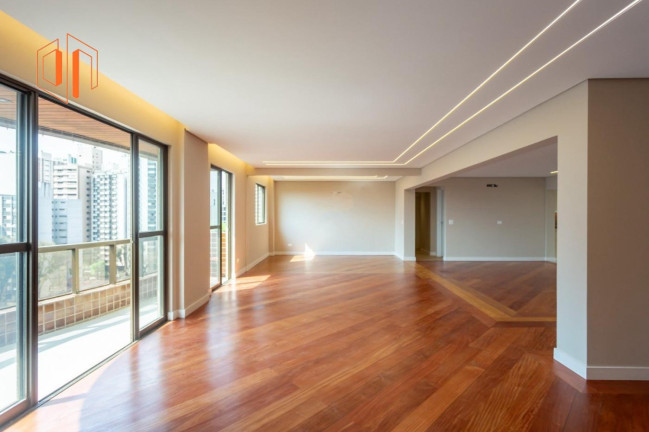Imagem Apartamento com 3 Quartos à Venda, 193 m² em água Verde - Curitiba