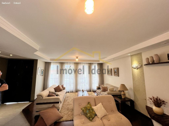 Imagem Casa com 6 Quartos à Venda, 210 m² em Guabirotuba - Curitiba Imagem Casa com 6 Quartos à Venda, 210 m² em Guabirotuba - Curitiba
