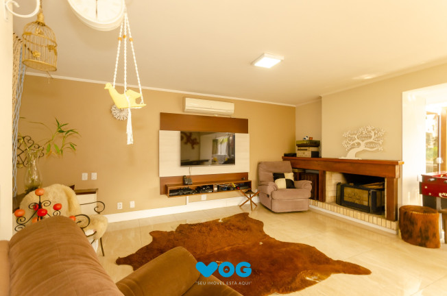 Imagem Imóvel com 3 Quartos à Venda, 296 m² em Petrópolis - Porto Alegre
