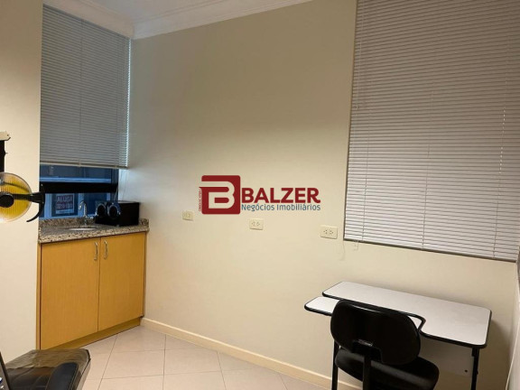 Imagem Sala Comercial à Venda, 52 m² em Centro - Florianópolis Imagem Sala Comercial à Venda, 52 m² em Centro - Florianópolis