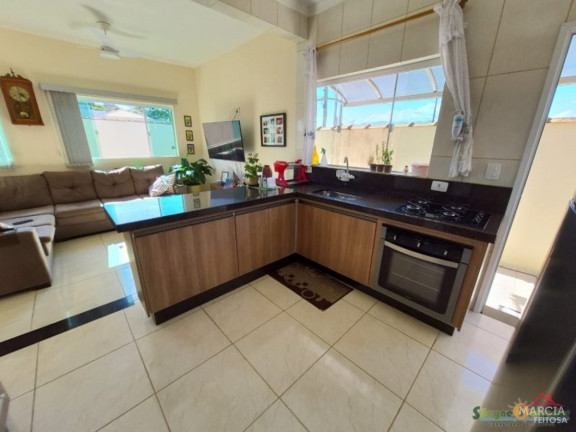 Casa com 3 Quartos à Venda, 163 m² em Loteamento Estância Mirante De Caraguatatuba - Caraguatatuba