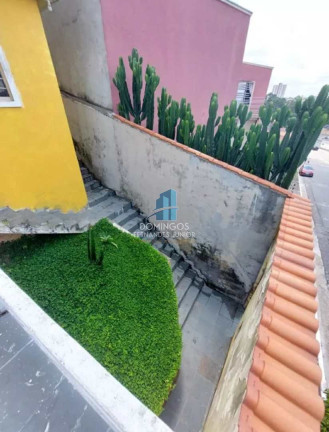 Imagem Casa com 4 Quartos à Venda, 131 m² em Vila Carmosina - São Paulo