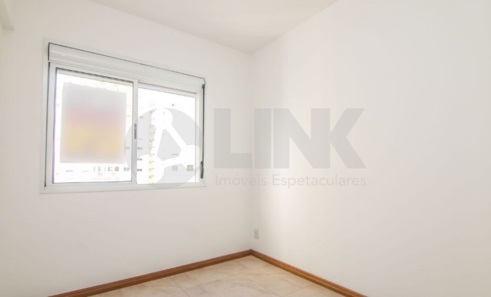 Imagem Apartamento com 2 Quartos à Venda, 65 m² em Santo Antônio - Porto Alegre Imagem Apartamento com 2 Quartos à Venda, 65 m² em Santo Antônio - Porto Alegre