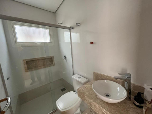 Imagem Casa com 3 Quartos à Venda, 205 m² em Jardim Itália - Cuiabá