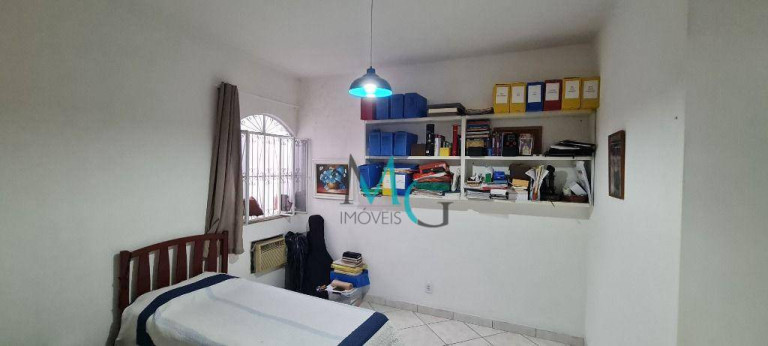 Imagem Casa com 3 Quartos à Venda, 392 m² em Campo Grande - Rio De Janeiro Imagem Casa com 3 Quartos à Venda, 392 m² em Campo Grande - Rio De Janeiro