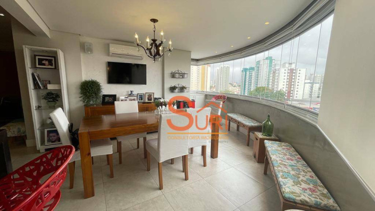 Apartamento com 3 Quartos à Venda, 126 m² em Vila Scarpelli - Santo André