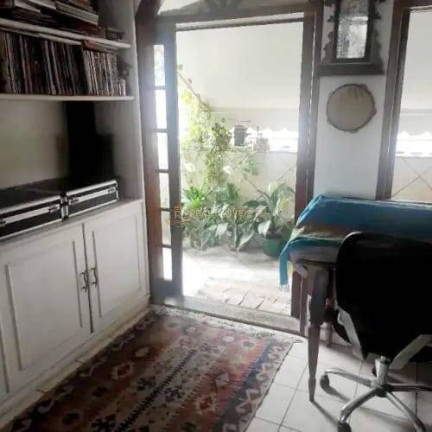 Imagem Cobertura com 2 Quartos à Venda, 71 m² em Centro - Rio De Janeiro Imagem Cobertura com 2 Quartos à Venda, 71 m² em Centro - Rio De Janeiro
