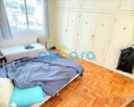 Imagem Apartamento com 3 Quartos à Venda, 250 m² em Copacabana - Rio De Janeiro Imagem Apartamento com 3 Quartos à Venda, 250 m² em Copacabana - Rio De Janeiro