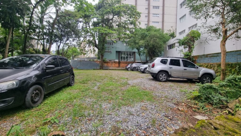 Imagem Terreno à Venda, 818 m² em Pitangueiras - Guarujá Imagem Terreno à Venda, 818 m² em Pitangueiras - Guarujá