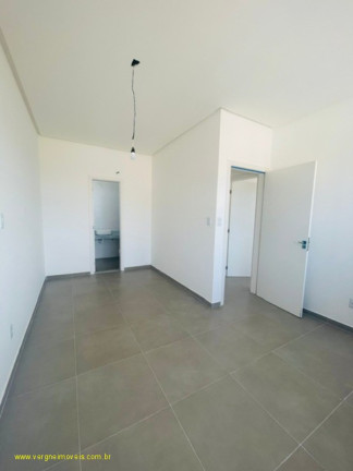 Imagem Imóvel com 4 Quartos à Venda, 160 m² em Vila De Abrantes (abrantes) - Camaçari Imagem Imóvel com 4 Quartos à Venda, 160 m² em Vila De Abrantes (abrantes) - Camaçari