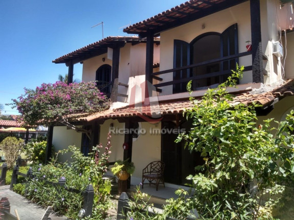 Casa de Condomínio com 2 Quartos à Venda,  em Peró - Cabo Frio