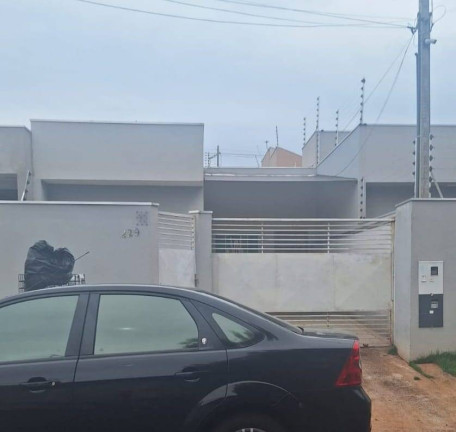 Imagem Casa com 3 Quartos à Venda, 128 m² em Jardim Interlagos - Arapongas Imagem Casa com 3 Quartos à Venda, 128 m² em Jardim Interlagos - Arapongas