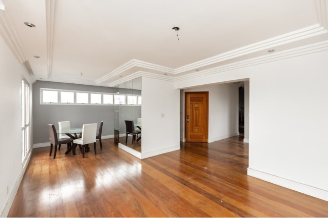 Imóvel com 4 Quartos à Venda, 257 m² em Vila Bastos - Santo André