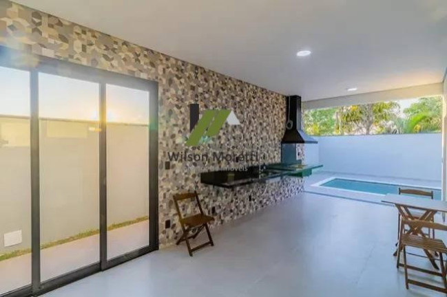 Imagem Casa de Condomínio com 3 Quartos à Venda, 205 m²