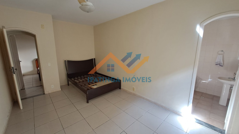 Imagem Casa com 4 Quartos à Venda, 284 m² em Amaro Lanari - Coronel Fabriciano