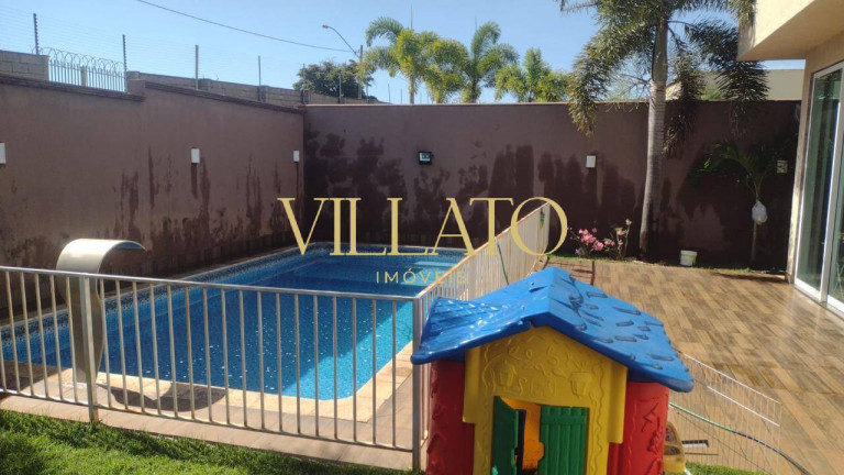 Imagem Casa com 3 Quartos à Venda, 600 m² em Condomínio Do Lago 1ª Etapa - Goiânia Imagem Casa com 3 Quartos à Venda, 600 m² em Condomínio Do Lago 1ª Etapa - Goiânia