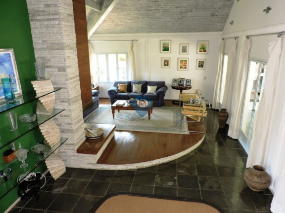 Imagem Casa com 3 Quartos à Venda, 400 m² em Residencial Euroville - Carapicuíba Imagem Casa com 3 Quartos à Venda, 400 m² em Residencial Euroville - Carapicuíba