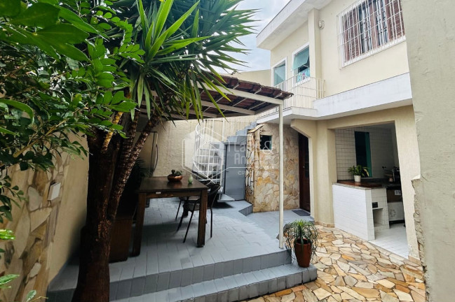 Imagem Casa com 3 Quartos à Venda, 197 m² em Vila Cordeiro - São Paulo