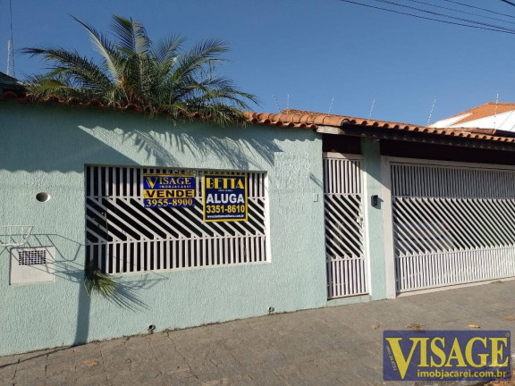 Casa com 3 Quartos à Venda,  em Cid. Jardim - Jacareí
