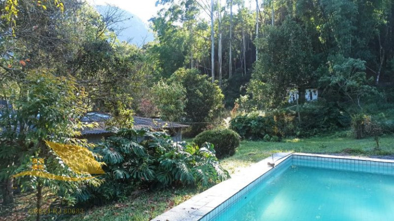 Imagem Chácara com 3 Quartos à Venda, 100 m²