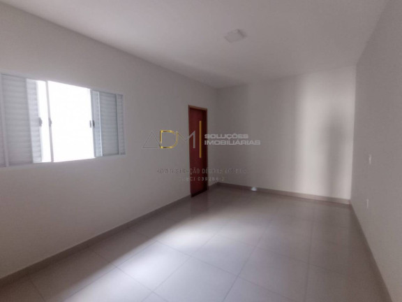 Imagem Casa com 2 Quartos à Venda, 76 m² em Jardim Itamarati - Botucatu