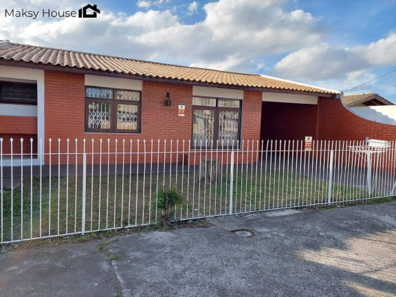 Casa com 3 Quartos à Venda,  em Boqueirão - Curitiba
