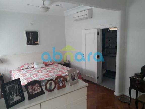 Imagem Apartamento com 5 Quartos à Venda, 280 m² em Copacabana - Rio De Janeiro Imagem Apartamento com 5 Quartos à Venda, 280 m² em Copacabana - Rio De Janeiro
