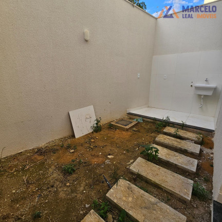 Imagem Casa com 3 Quartos à Venda, 158 m² em Felicia - Vitória Da Conquista