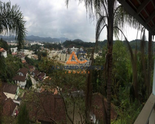 Imagem Casa com 4 Quartos à Venda, 350 m² em Gasparinho - Gaspar