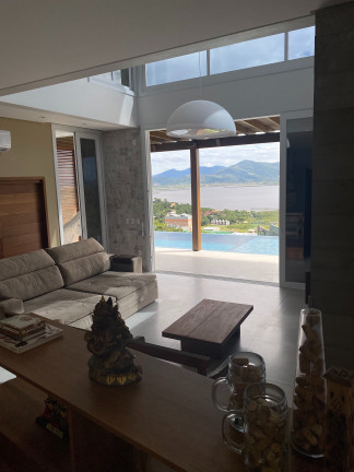 Imagem Imóvel com 2 Quartos à Venda, 285 m² em Praia Da Ferrugem - Garopaba