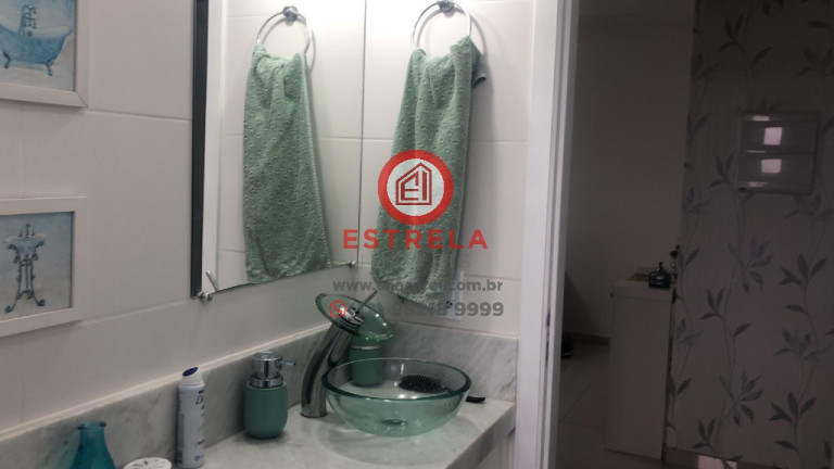 Imagem Imóvel com 2 Quartos à Venda, 93 m² em Centro - Jacareí Imagem Imóvel com 2 Quartos à Venda, 93 m² em Centro - Jacareí