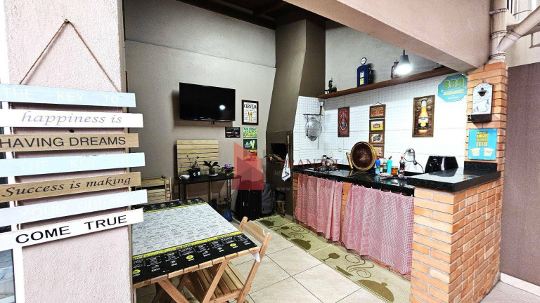 Imagem Sobrado com 2 Quartos à Venda, 100 m² em Cordeiros - Itajaí