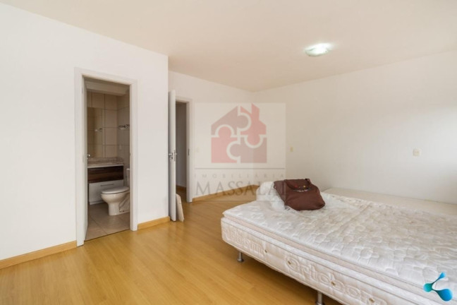 Imagem Cobertura com 3 Quartos à Venda, 143 m² em Menino Deus - Porto Alegre Imagem Cobertura com 3 Quartos à Venda, 143 m² em Menino Deus - Porto Alegre