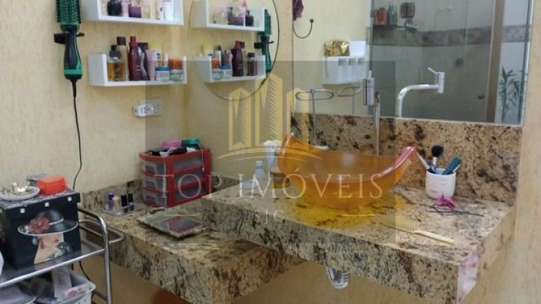 Imagem Casa com 3 Quartos à Venda, 250 m² em Bosque Dos Eucaliptos - São José Dos Campos