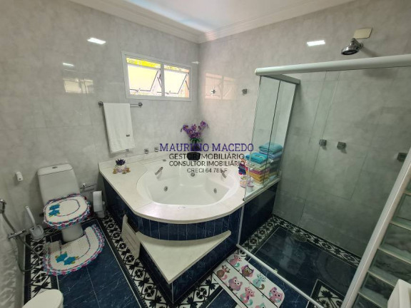 Imagem Casa com 3 Quartos à Venda, 360 m² em Alphaville 3 - Barueri Imagem Casa com 3 Quartos à Venda, 360 m² em Alphaville 3 - Barueri