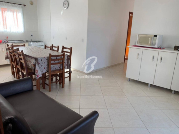 Imagem Apartamento com 3 Quartos para Temporada, em Mariscal - Bombinhas Imagem Apartamento com 3 Quartos para Temporada, em Mariscal - Bombinhas