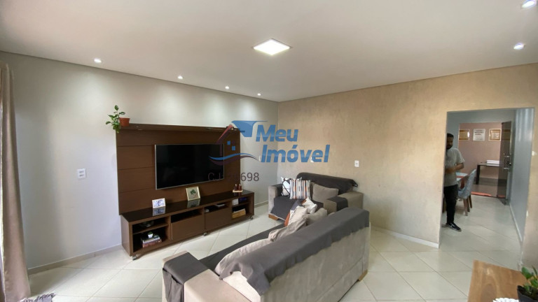 Imagem Casa com 3 Quartos à Venda, 400 m² em Taguatinga Norte (taguatinga) - Brasília Imagem Casa com 3 Quartos à Venda, 400 m² em Taguatinga Norte (taguatinga) - Brasília