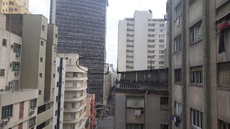 Imagem Kitnet com 1 Quarto à Venda, 25 m² em Santa Efigênia - São Paulo