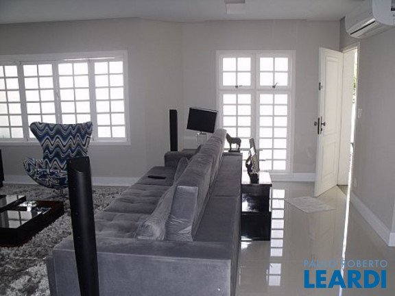 Imagem Sobrado com 4 Quartos à Venda, 350 m² em Osvaldo Cruz - São Caetano Do Sul Imagem Sobrado com 4 Quartos à Venda, 350 m² em Osvaldo Cruz - São Caetano Do Sul