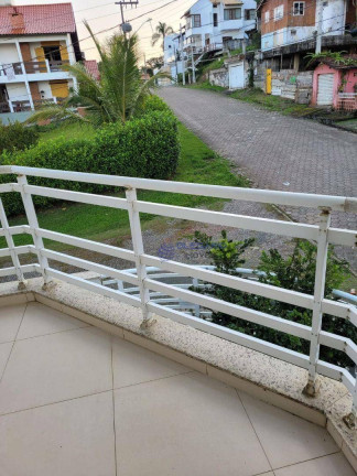 Imagem Sobrado com 3 Quartos à Venda, 280 m² em Centro - Penha Imagem Sobrado com 3 Quartos à Venda, 280 m² em Centro - Penha