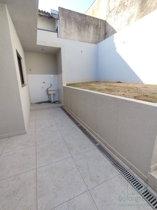 Imagem Casa com 2 Quartos à Venda, 88 m² em Nova Cerejeira - Atibaia