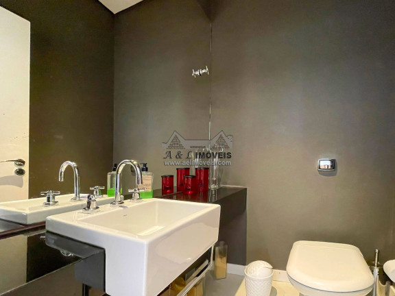 Imagem Casa com 7 Quartos à Venda, 500 m² em Recanto Das Araucárias - Campos Do Jordão